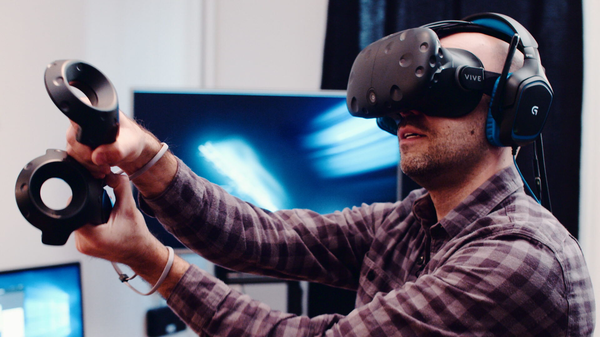 Virtual Reality: Console versus PC